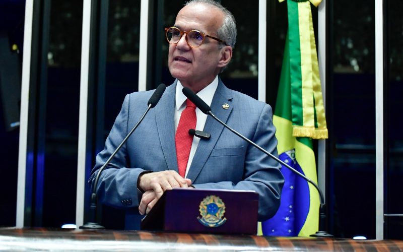 Senador Fernando Dueire defende desoneração da folha para municípios de menor porte