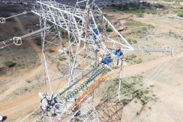 Operação Segura em Alta Tensão: Ancoragem ao Potencial na Cadeirinha em Linha de 500 kV em Casa Nova-BA